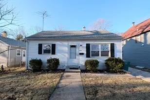 923 Jasper St, Joliet, IL 60436 - Photo 1