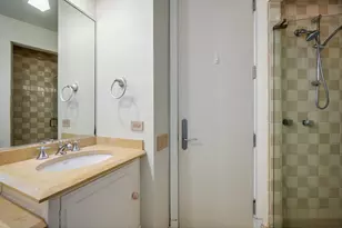 1811 N Howe St, Chicago, IL 60614 - Photo 36