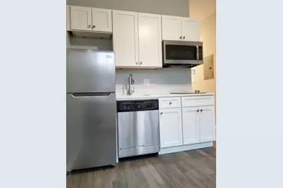 5240 N Winthrop Avenue #204, Chicago, IL 60640 - Photo 4