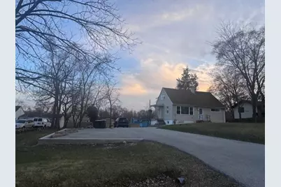 28W625 Lester Street #1, West Chicago, IL 60185 - Photo 2