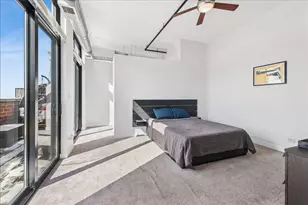 833 W 15th Pl, Chicago, IL 60607 - Photo 8