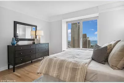 [Address not provided], Chicago, IL 60611 - Photo 12