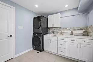 3122 Sandy Ln, Glenview, IL 60026 - Photo 20