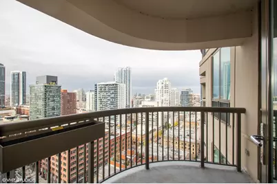 400 N Lasalle Street #2108, Chicago, IL 60654 - Photo 4