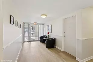 1136 Greenleaf Ave, Wilmette, IL 60091 - Photo 4