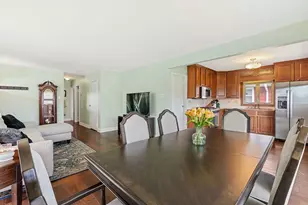 9966 S California Ave, Evergreen Park, IL 60805 - Photo 12