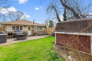 9966 S California Ave, Evergreen Park, IL 60805 - Photo 20