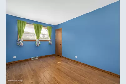 7102 Beechnut Lane, Darien, IL 60561 - Photo 14