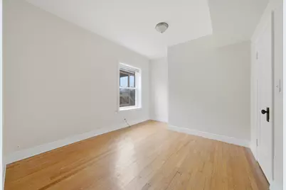 7634 S Phillips Avenue, Chicago, IL 60649 - Photo 10