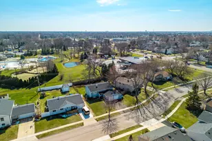 225 E Lincoln Ave, Glendale Heights, IL 60139 - Photo 22