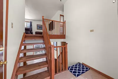 225 E Lincoln Avenue, Glendale Heights, IL 60139 - Photo 2