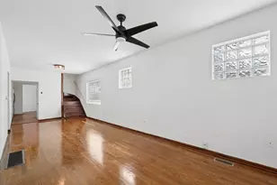 6521 S St Lawrence Ave, Chicago, IL 60637 - Photo 6