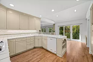 1735 Yale Ct, Lake Forest, IL 60045 - Photo 10