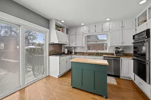 101 Southcote Rd, Riverside, IL 60546 - Photo 14