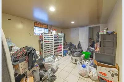 6351 S Kilbourn Avenue, Chicago, IL 60629 - Photo 20