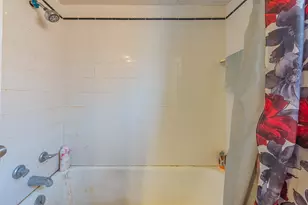 6351 S Kilbourn Ave, Chicago, IL 60629 - Photo 18