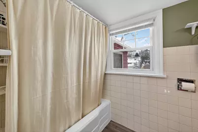 827 N 10th Street, Dekalb, IL 60115 - Photo 30