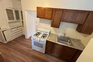 2216 W Thome Ave, Chicago, IL 60659 - Photo 14