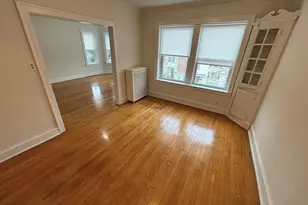 2216 W Thome Ave, Chicago, IL 60659 - Photo 6