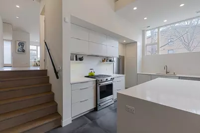 559 E 50th Street, Chicago, IL 60615 - Photo 16