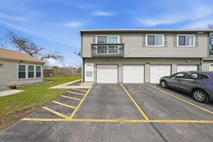238 Algonquin Ct, Bolingbrook, IL 60440 - Photo 1