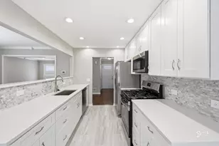 1005 Cooper Ct, Buffalo Grove, IL 60089 - Photo 6