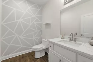 [Address not provided], Elgin, IL 60124 - Photo 32