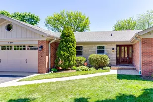 130 Westmoreland Dr, Wilmette, IL 60091 - Photo 2