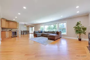 130 Westmoreland Dr, Wilmette, IL 60091 - Photo 4
