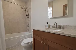 2237 W Washington Blvd, Chicago, IL 60612 - Photo 14