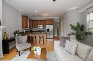 1236 W Webster Ave, Chicago, IL 60614 - Photo 4