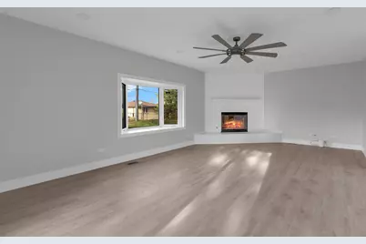 272 E Wrightwood Avenue, Glendale Heights, IL 60139 - Photo 14