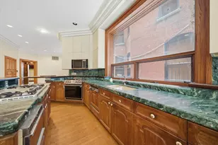 1517 N Dearborn Pkwy, Chicago, IL 60610 - Photo 6