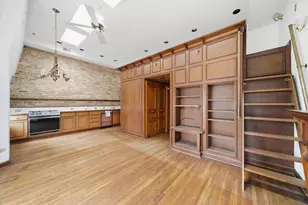 1517 N Dearborn Pkwy, Chicago, IL 60610 - Photo 20