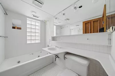 1517 N Dearborn Parkway, Chicago, IL 60610 - Photo 22