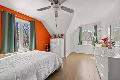 300 S Cumberland Parkway, Des Plaines, IL 60016 - Photo 10