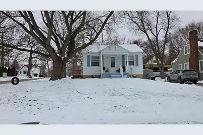542 Whitney Avenue, Winthrop Harbor, IL 60096 - Photo 1