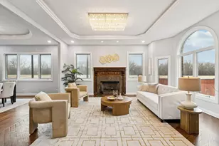 3300 W Albion St, Lincolnwood, IL 60712 - Photo 6