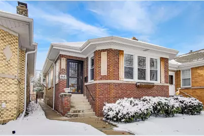 7842 N Karlov Avenue, Skokie, IL 60076 - Photo 1