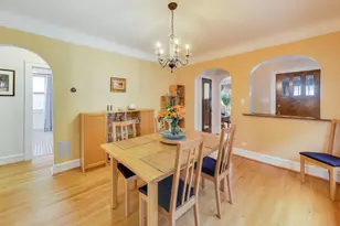 7842 N Karlov Ave, Skokie, IL 60076 - Photo 8