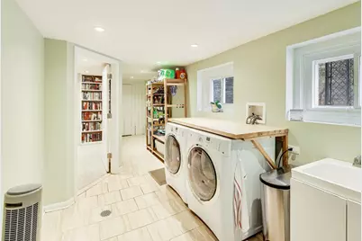 7842 N Karlov Avenue, Skokie, IL 60076 - Photo 28