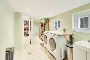 7842 N Karlov Ave, Skokie, IL 60076 - Photo 28