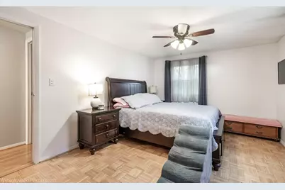 714 Elmwood Drive, Carpentersville, IL 60110 - Photo 12