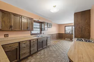 124 N State St, Glenwood, IL 60425 - Photo 6