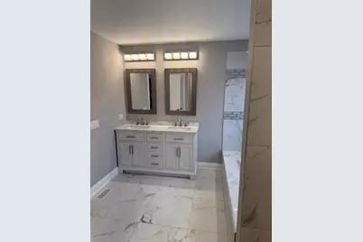 656 E 101st Street, Chicago, IL 60628 - Photo 18