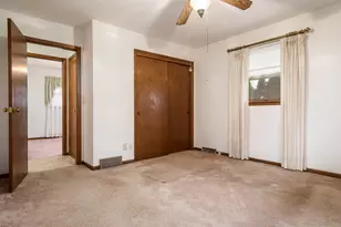 1110 Roxbury, Rockford, IL 61107 - Photo 12