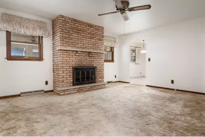 1110 Roxbury, Rockford, IL 61107 - Photo 6