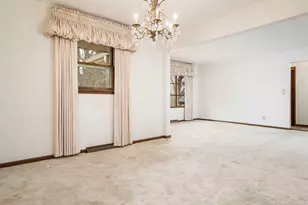 1110 Roxbury, Rockford, IL 61107 - Photo 4