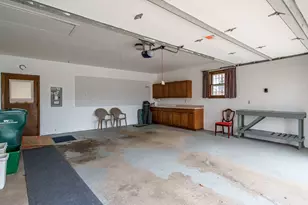 1110 Roxbury, Rockford, IL 61107 - Photo 32