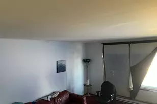 1060 N Highland Ave, Aurora, IL 60506 - Photo 8